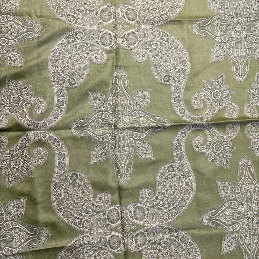 Pottery Barn Green and Cream Decorative Tapestry